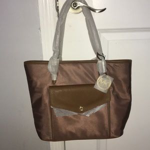 Michael Kors pocket book